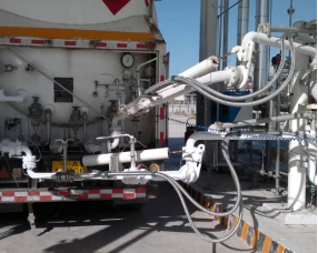 LPG Tanker Loading/Unloading Arm (Land-based Fluid Loading Arm / LPG Loading ...